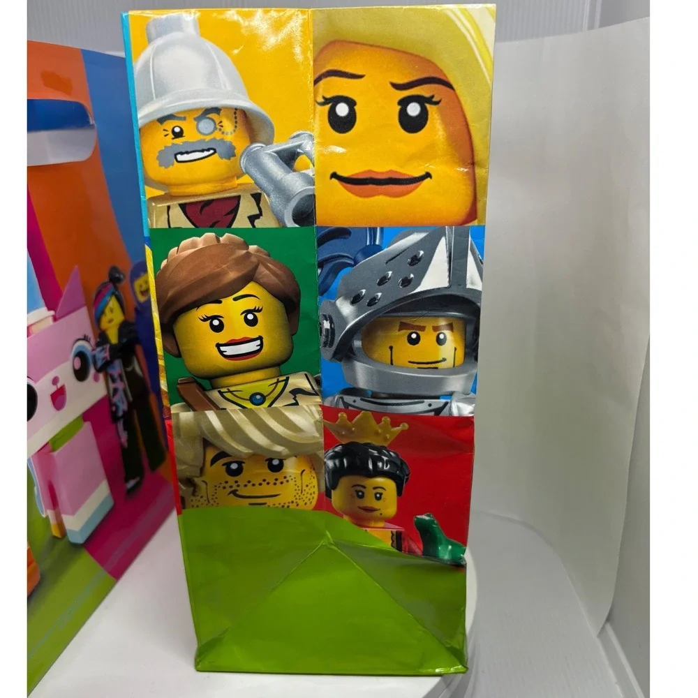 LEGOLAND California Resort The LEGO Movie World Souvenir Shopping‎ Bags Set of 2